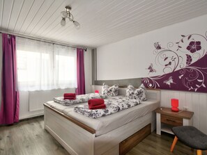 2 quartos, berço de viagem, Wi-Fi de cortesia