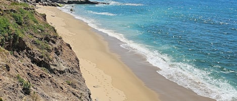 Beach nearby, sun-loungers
