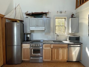 Fridge, microwave, oven, stovetop - Bay Front Small Contemporary (Reedville)