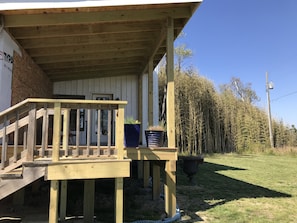 Terrace/patio - Bay Front Small Contemporary (Reedville)