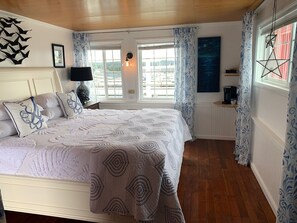 Premier Double Room (Stateroom 4) | Egyptian cotton sheets, premium bedding, memory-foam beds