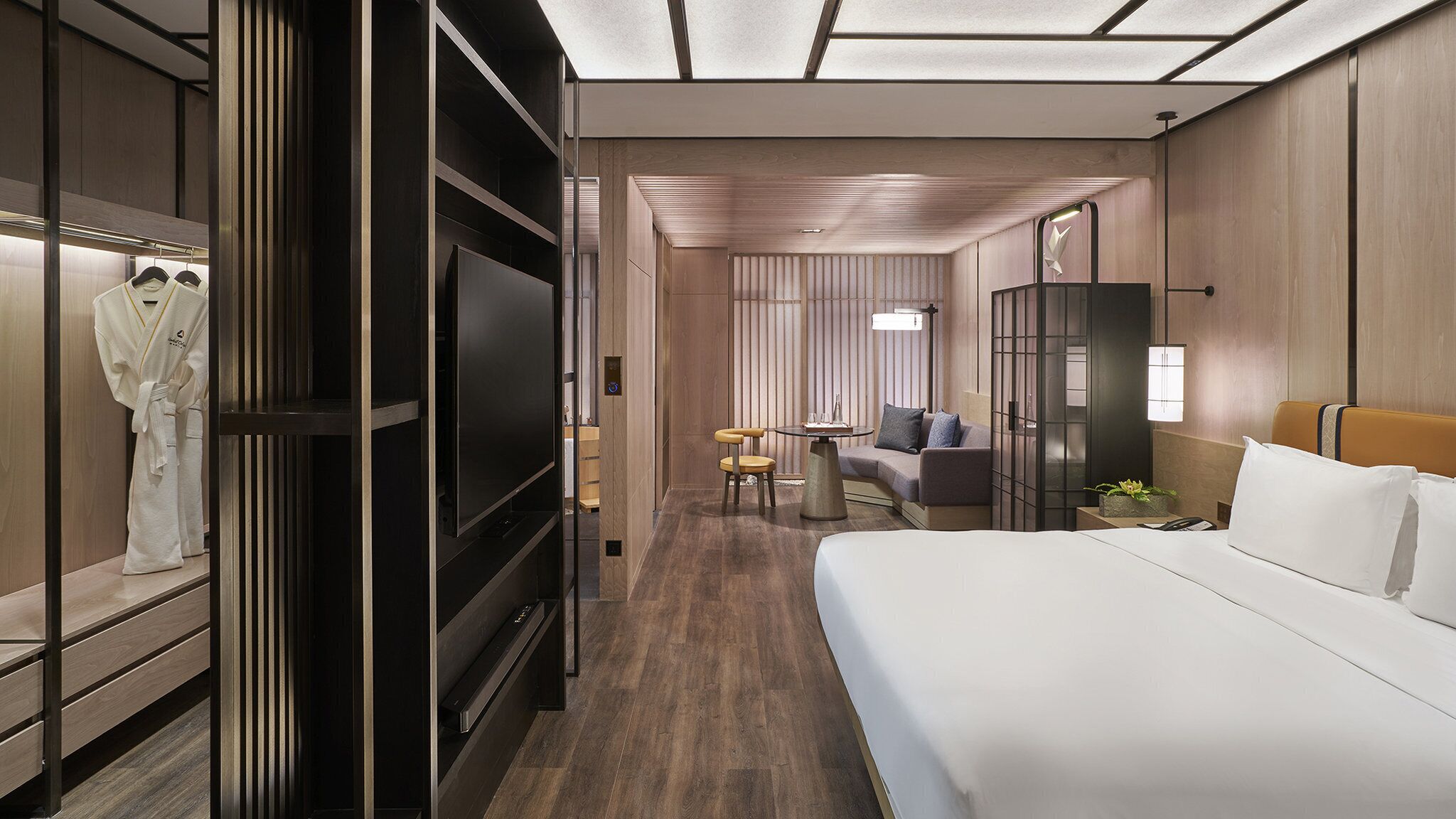 room (hinoki-yu, king) | premium bedding, minibar, in-room safe, laptop workspace