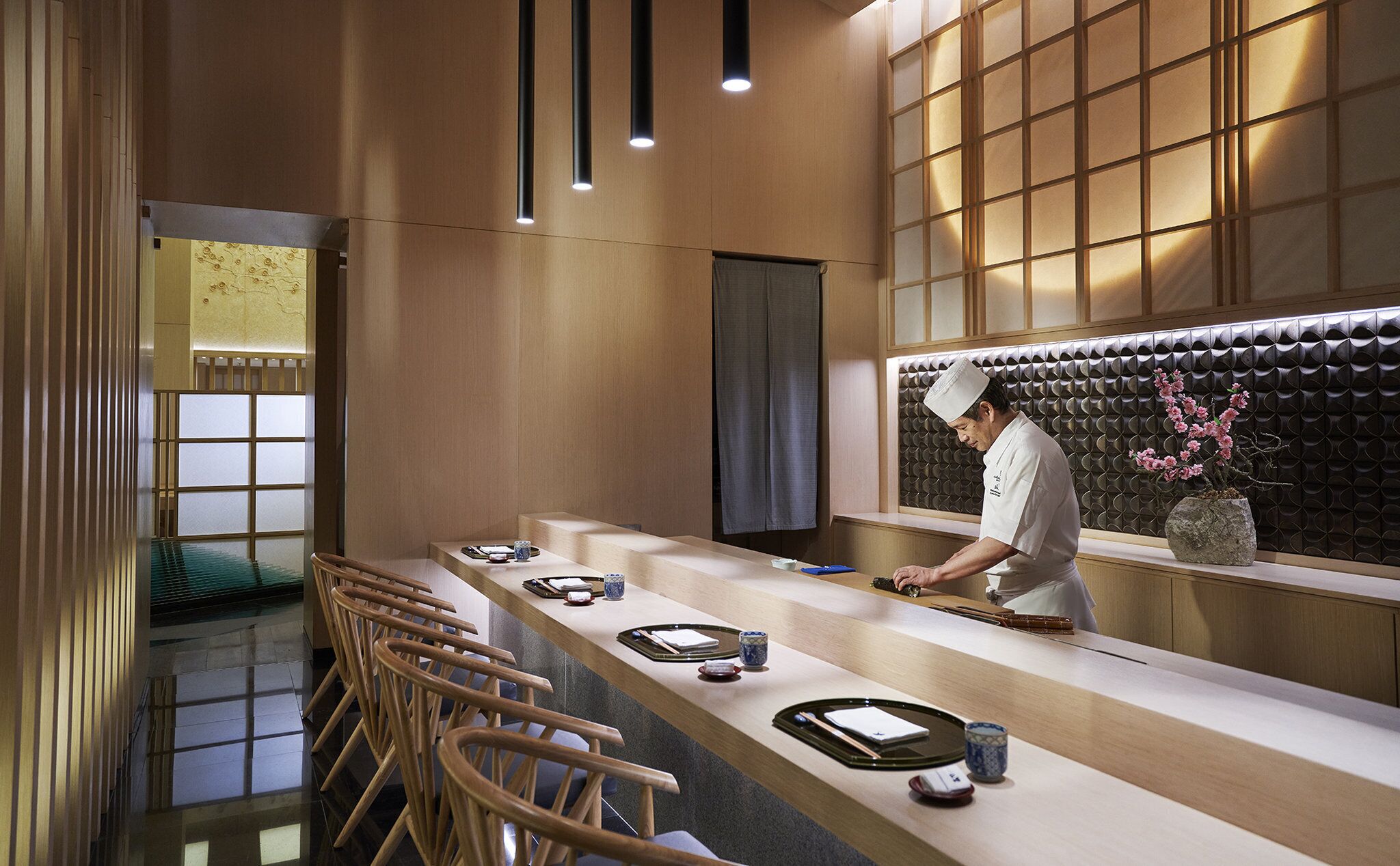 2 restaurants, lunch, dinner served; japanese cuisine