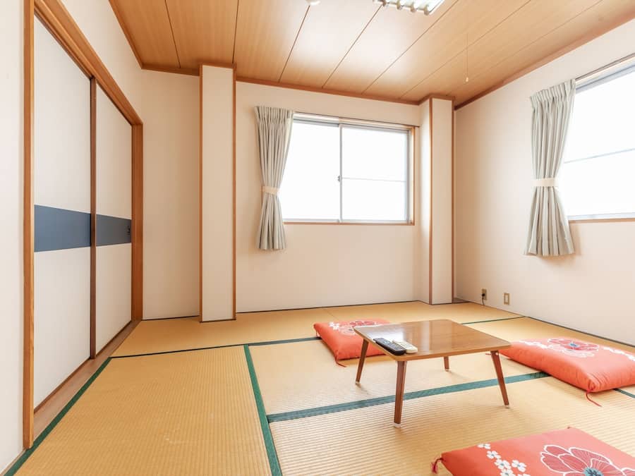 Japanese Room with Shared Washroom - Triple (Non Smoking) | Free WiFi