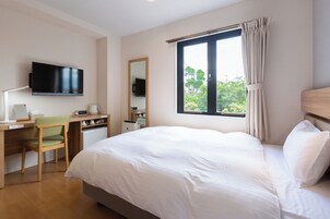 Sistema de insonorización, wifi gratis y ropa de cama 