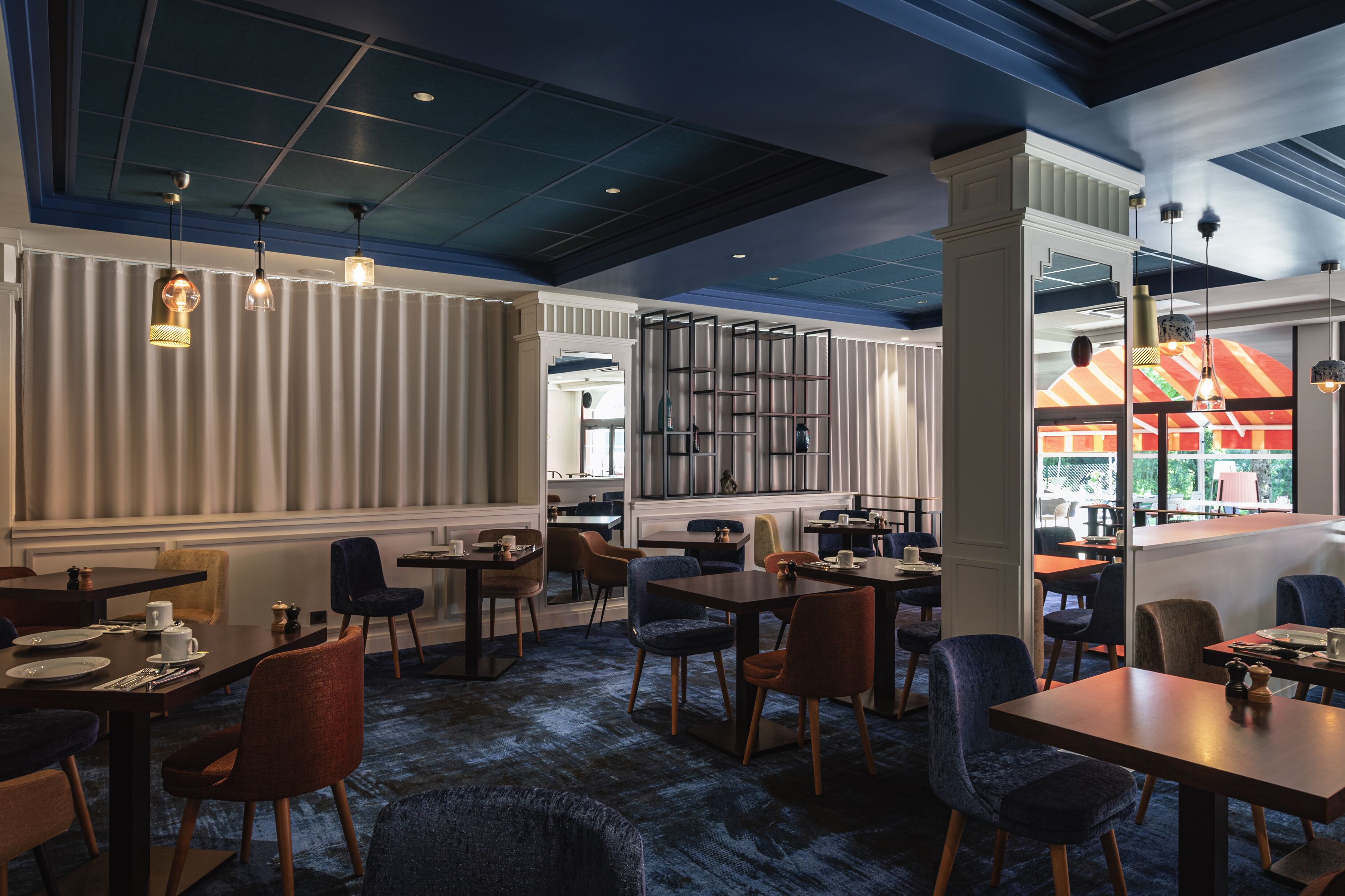 daily buffet breakfast (eur 12 per person)