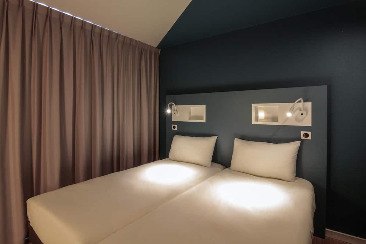 standard room, 2 single beds | blackout curtains, soundproofing, iron/ironing board, free wifi