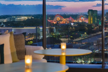 The Viv Hotel, Anaheim, a Tribute Portfolio Hotel – Affordable hotel in Anaheim