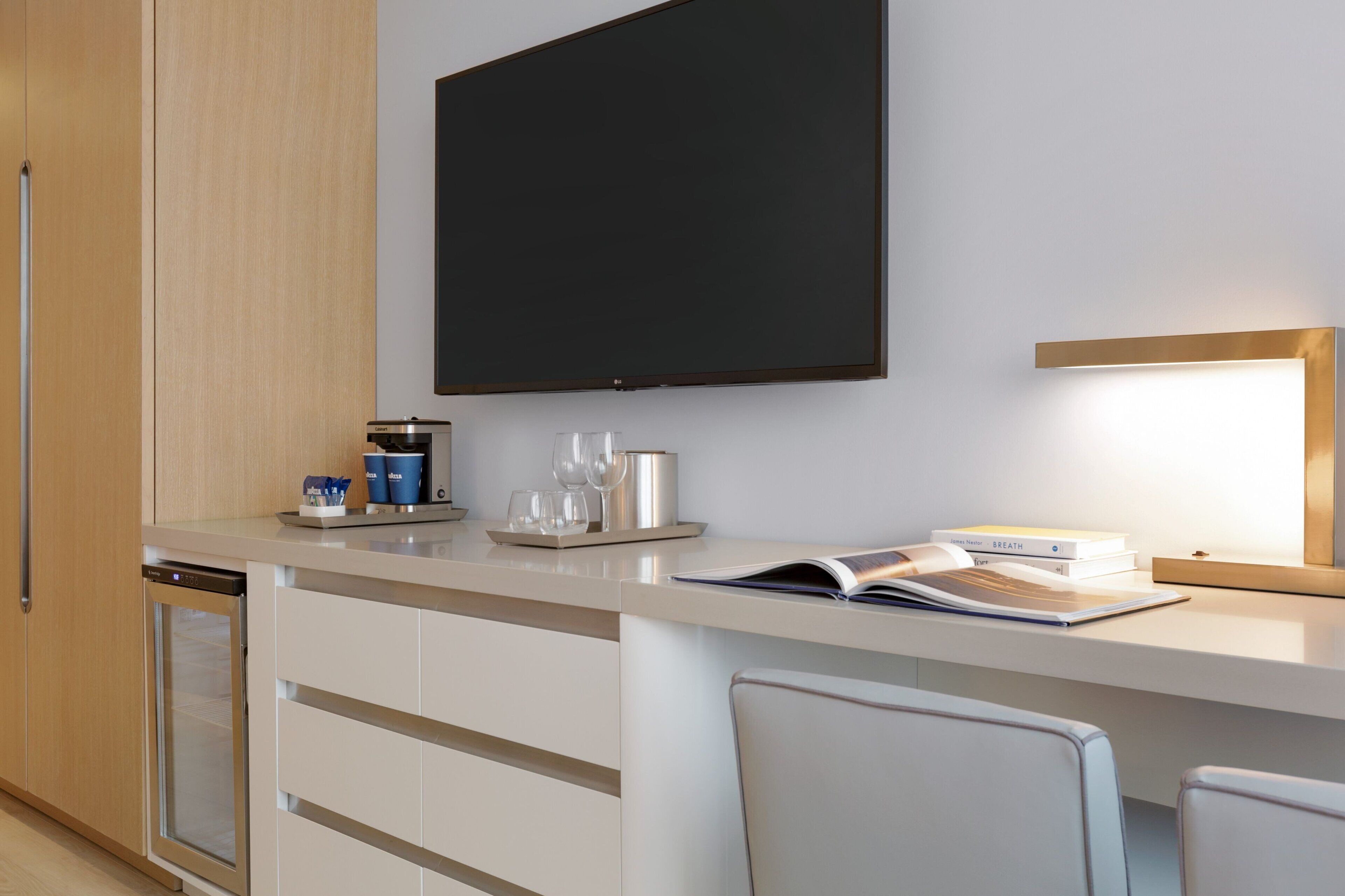 1 bedroom, premium bedding, down duvets, in-room safe