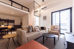 Flat-screen TV - Establishement By Sleepy Bear (Kuala Lumpur)