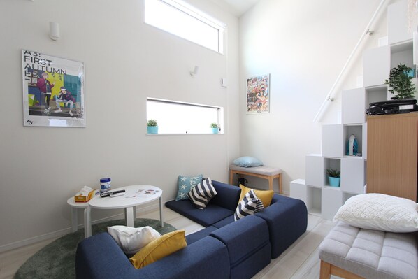 Apartment (B204) | Living room