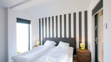 4 bedrooms, individually furnished