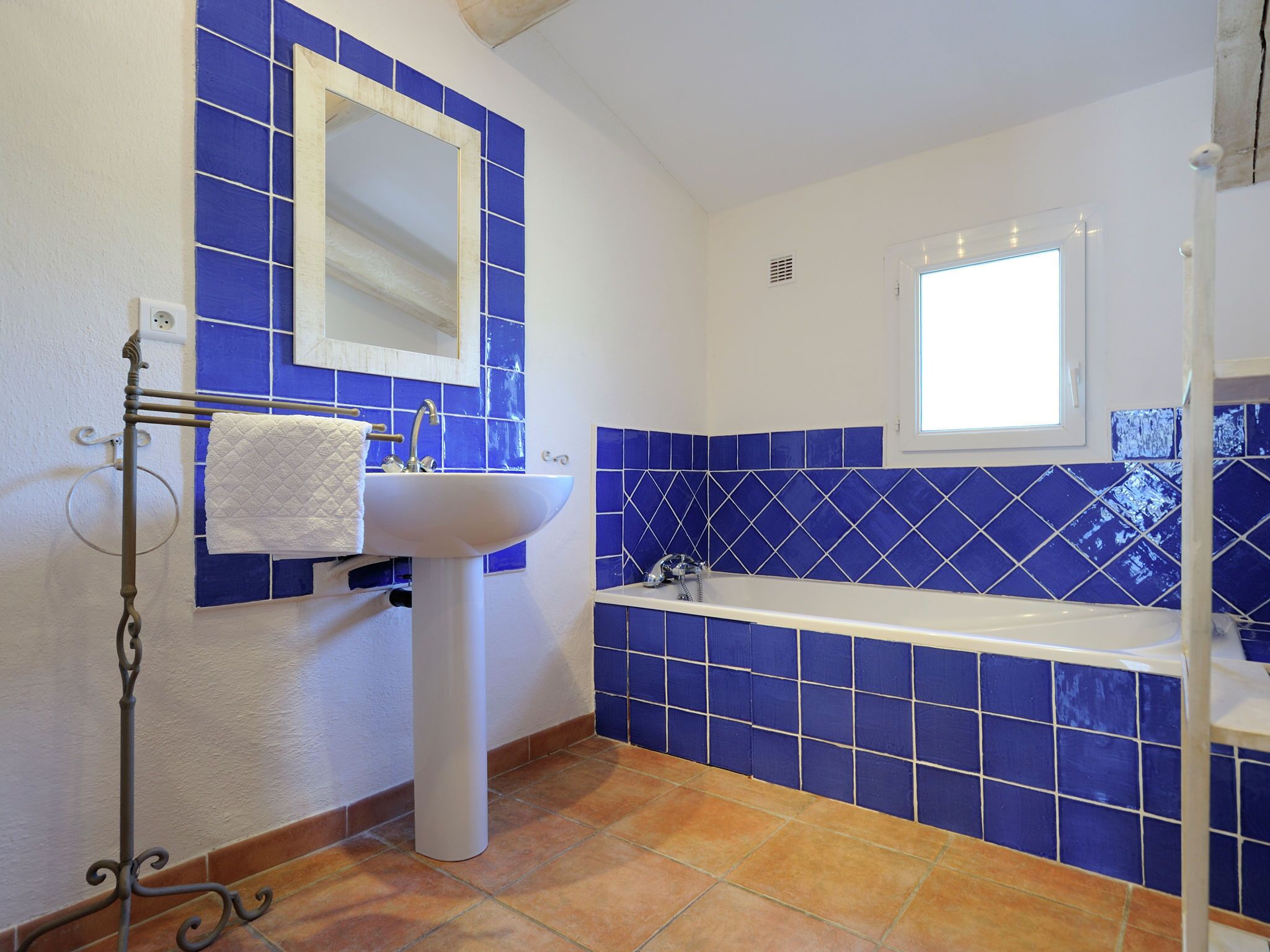 Rumah | Kamar mandi | Bathtub