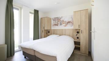 2 bedrooms, individually furnished, bed sheets