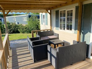 Chalet | Balcony - Chalet Near Loonse and Drunense Duinen (Udenhout)