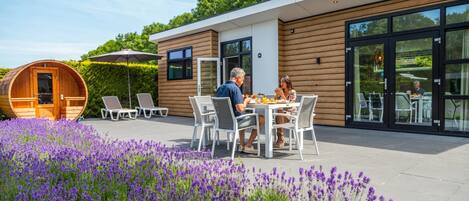 Chalet | Outdoor dining