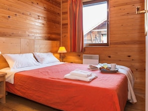 Chalet | Room amenity - Apartment in Evian With Lake Geneva View (Evian-les-Bains)