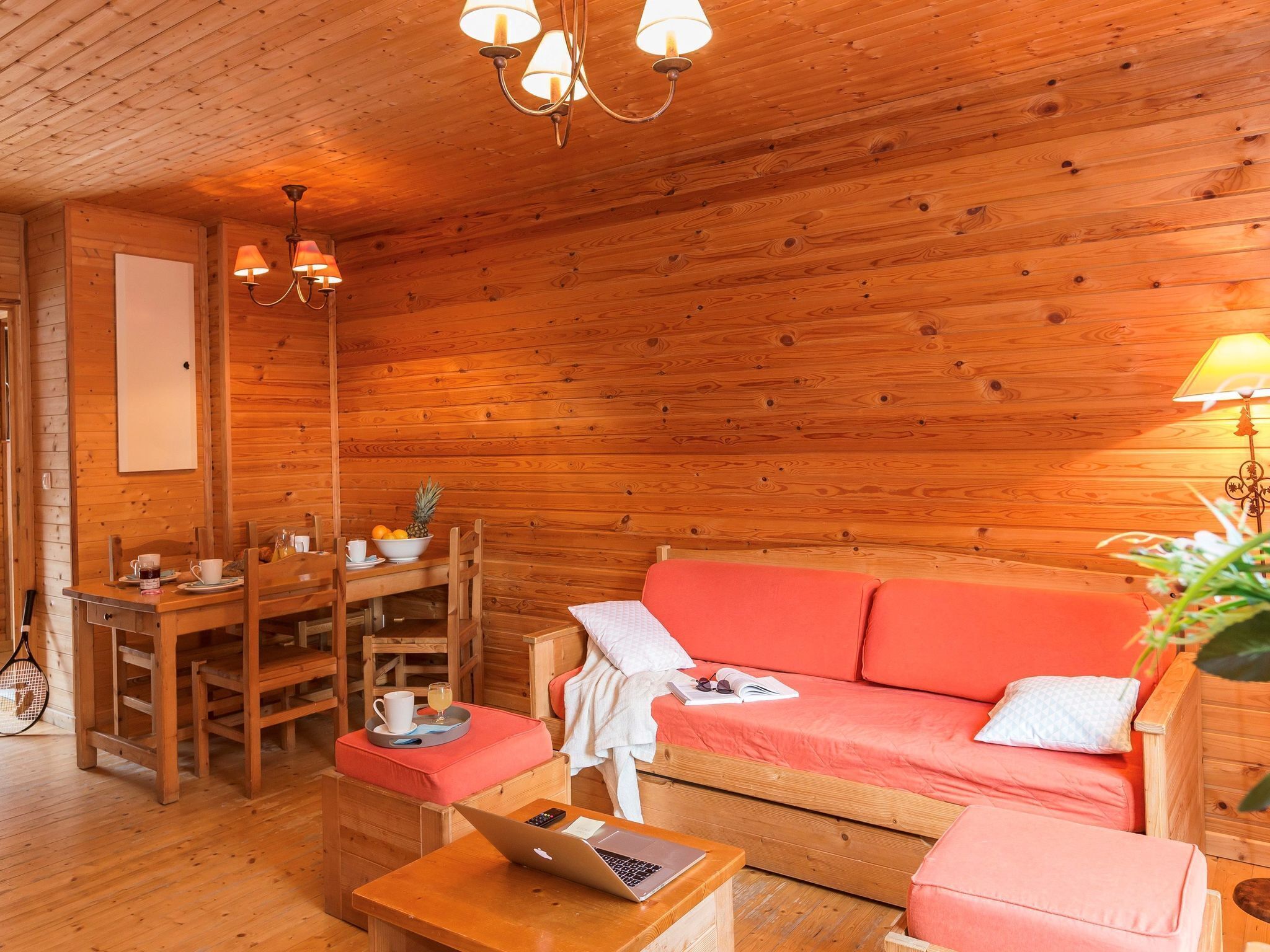 Chalet | Ruang tamu