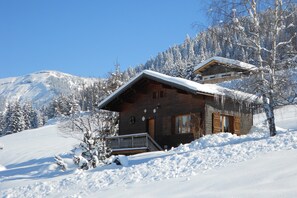 Chalet | Exterior - Chalet in Notre-dame Near Ski Lift (Notre-Dame-de-Bellecombe)