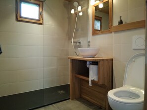 Chalet | Bathroom - Chalet in Notre-dame Near Ski Lift (Notre-Dame-de-Bellecombe)