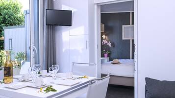 Chalet | Dining