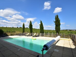 Outdoor pool - Spacious Mansion in Vinzelles With Swimming Pool (Chaintre)