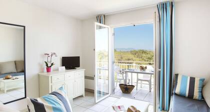 Spacious Apt Near the Beach