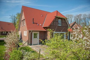 Huvila | Ulkopuoli