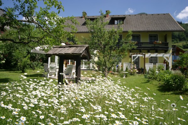 Exterior - Apartment in Feld am See by Brennsee Lake (Feld am See)