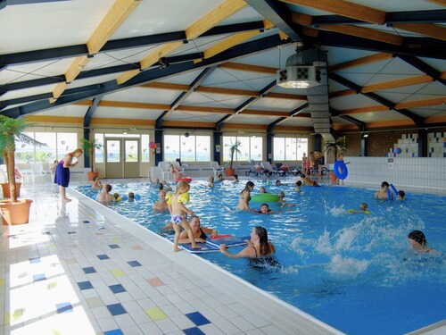 Restyled Villa with Washing Machine near River Moselle