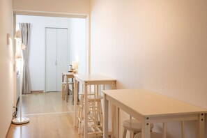 In-room dining - H2O Stay Ikebukuro (Tokyo)