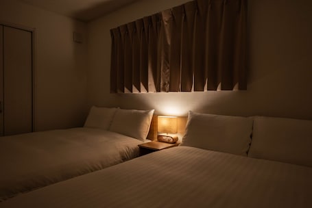 1 bedroom, desk, free WiFi