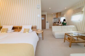 Standard Quadruple Room | In-room safe, desk, laptop workspace, blackout drapes - Ecot Shimozato 3 (Miyakojima)