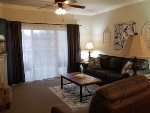 Smart TV, fireplace, DVD player