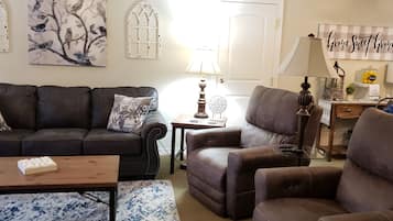 Smart-TV, peis og DVD-spiller