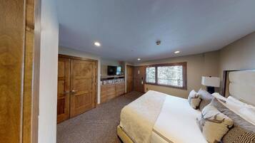 3 bedrooms, internet, bed sheets