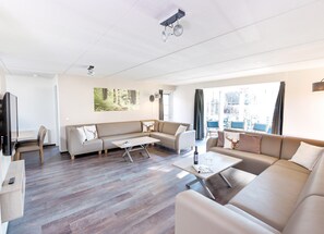Villa | Living room
