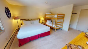 1 bedroom, internet, bed sheets