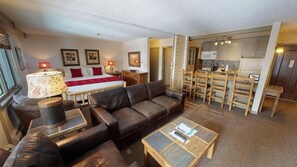 1 bedroom, internet, bed sheets - Gold Condo @ Manor Vail with Free Breakfast for 4! (Vail)