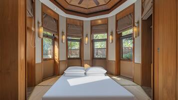 Suite, 1 habitación (Living Dining Area) | Ropa de cama de alta calidad, camas con efecto memoria y minibar