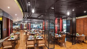 Restaurant - Holiday Inn Dalian Hot Spring by IHG (Dalian)