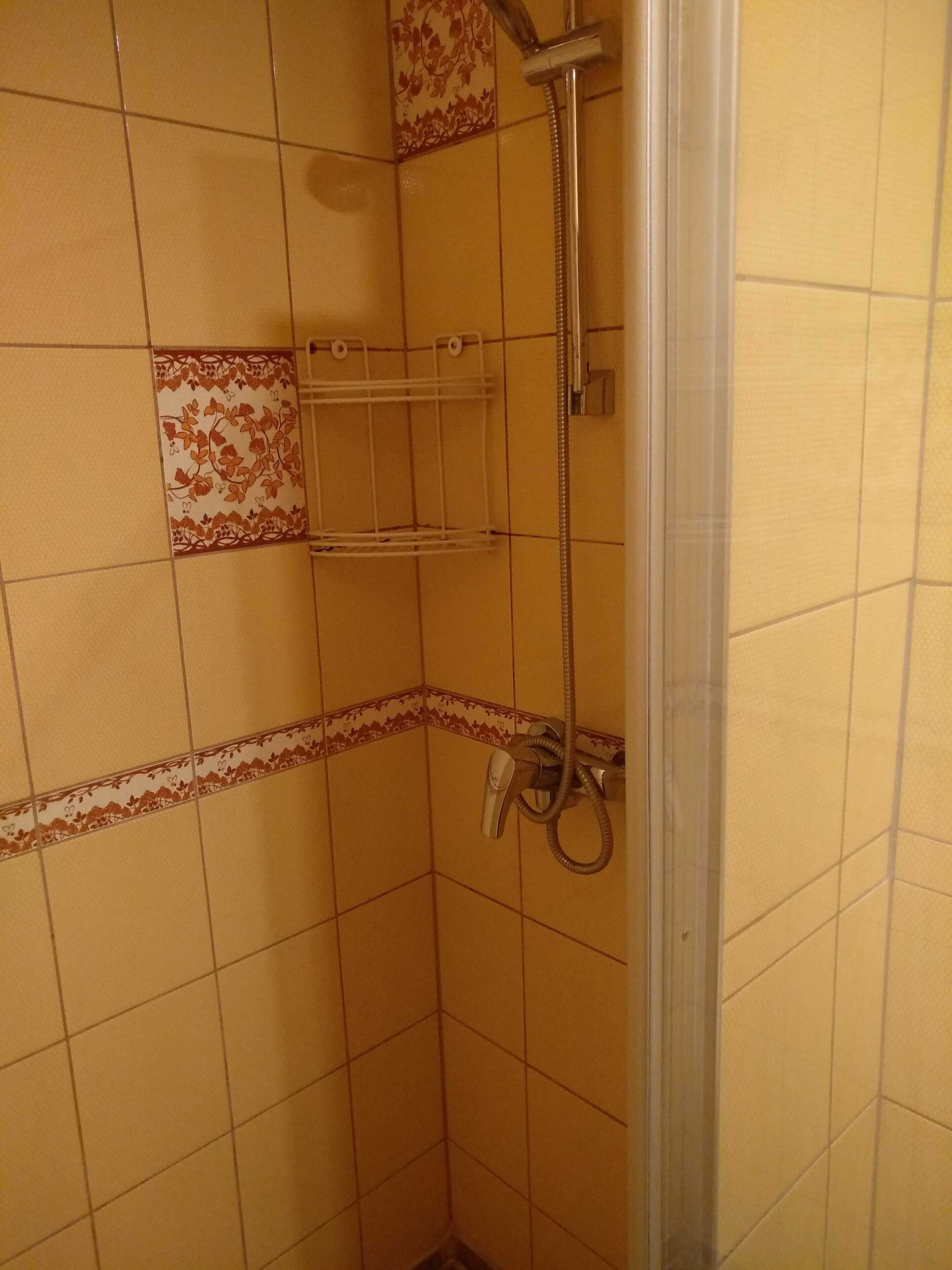 comfort double room | bathroom | towels, toilet paper