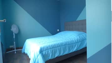 2 habitaciones, tabla de planchar con plancha y wifi