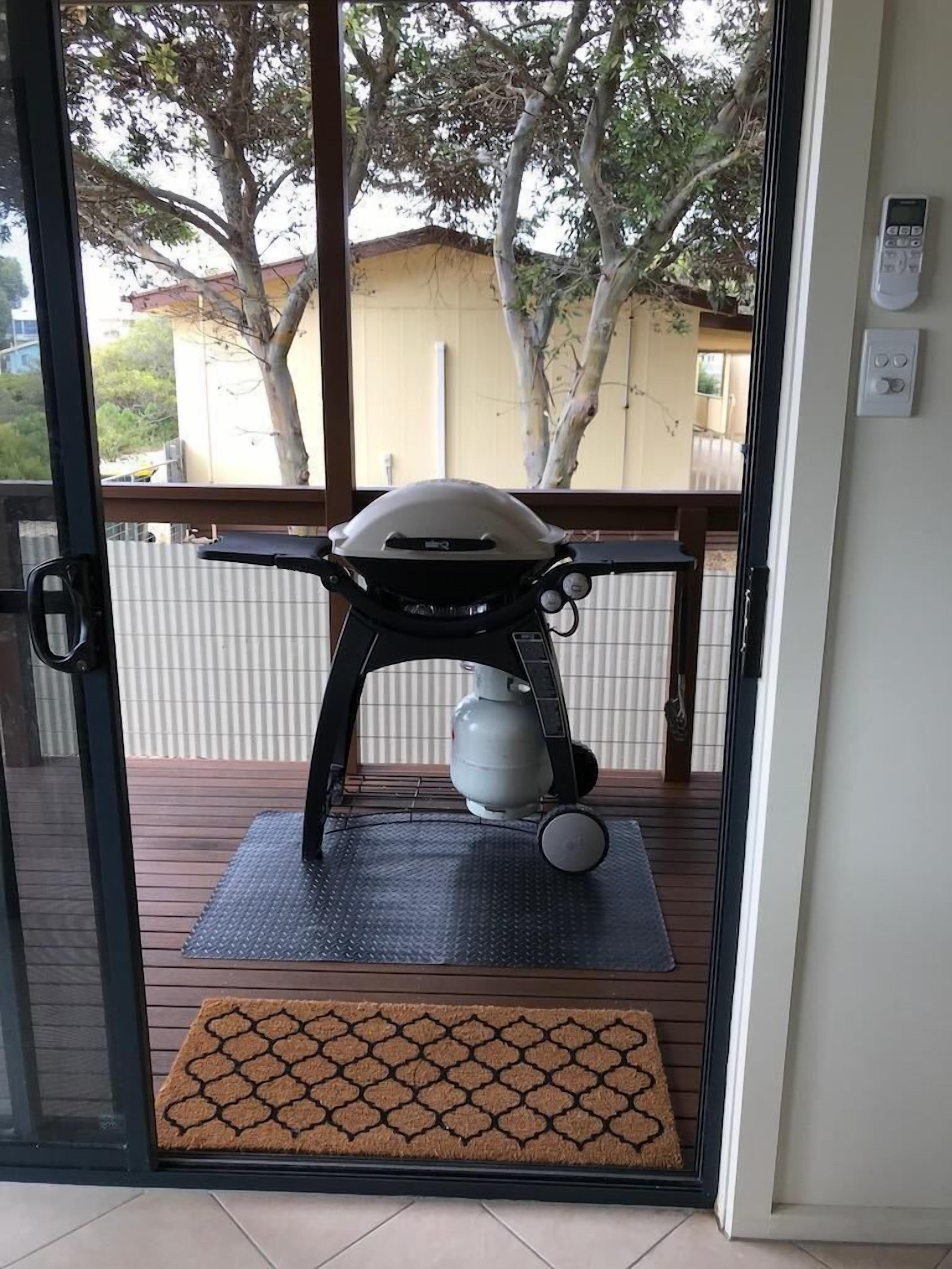 Chill n sea - Beautiful elevated holiday home — image 10