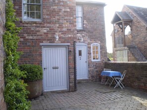 Apartment, 1 Bedroom, Garden View | Front of property