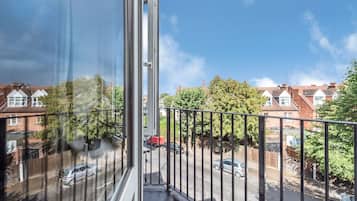 Apartemen, 1 kamar tidur | Balkon