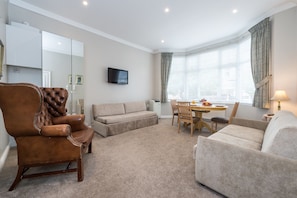 Apartment, 1 Schlafzimmer | Wohnzimmer | Fernseher