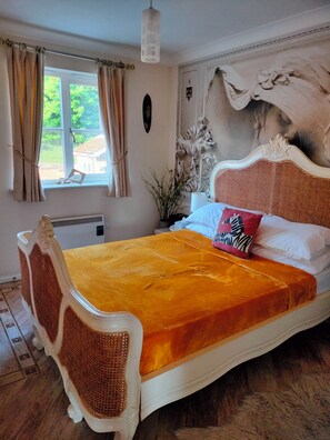 Apartment, 1 Bedroom, Smoking, Balcony | 1 bedroom - Canalside Chic Your London Escape Starts Here! Wifi and Airport Transfers (Hemel Hempstead)