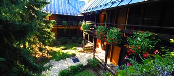 Looking for Green, Relaxing Vacation