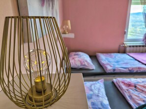 Appartement, 4 slaapkamers, balkon, uitzicht op tuin | 4 slaapkamers